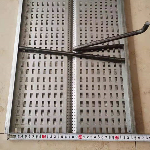 后澆帶魚鱗網(wǎng).jpg 后澆帶魚鱗網(wǎng).jpg